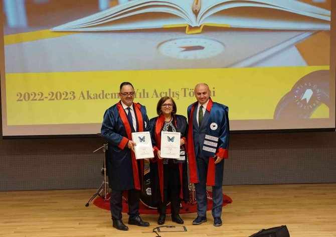 "Sadece Mezun Değil, Dünyaya Değer Katacak Öğrenciler Yetiştiriyoruz"