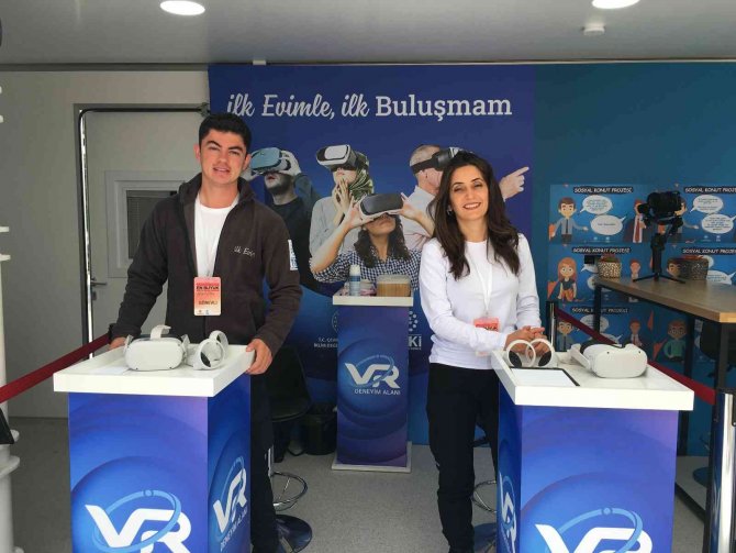"İ̇lk Evim, İ̇ş Yerim, İ̇lk Evim Arsa" Projelerinin Tanıtım Tırı Esenler’de