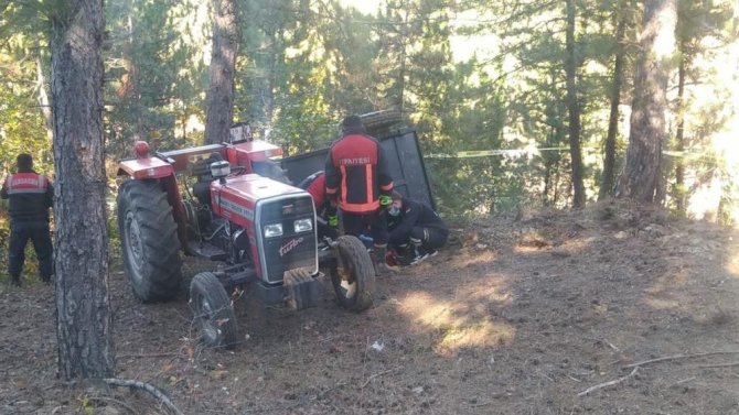 Husumetlisini Öldürüp Kaza Süsü Verdi, Sonra Da Acılı Ailesini Teselli Etti