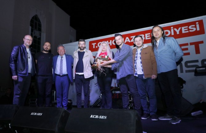 Öğrenciler Cumhuriyet Konseriyle Coştu