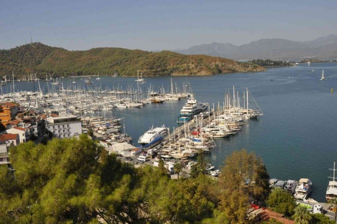 Mega Yat "Sunrays" Muğla’da