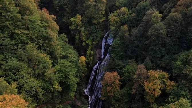 Güzeldere Şelalesi’nde Sonbahar