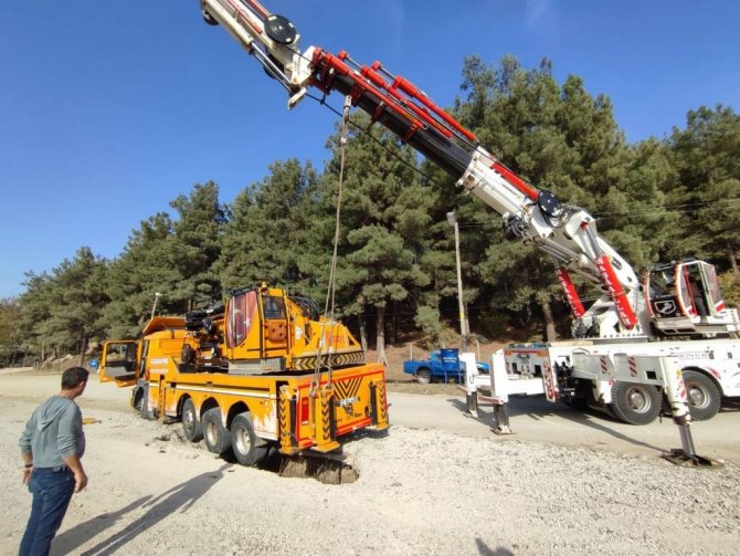 Yol Vincin Ağırlığını Kaldıramadı