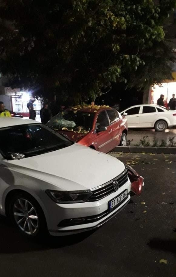 Elazığ’da Trafik Kazası: 2 Yaralı