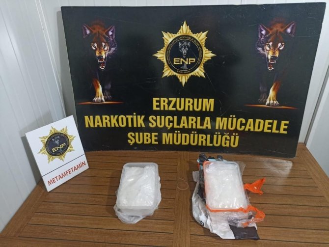 Narkotik Köpeği Eris Uyuşturucuya Geçit Vermedi