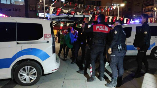 ’Ne Bakıyorsun’ Kavgasında 6 Kişi Gözaltına Alındı