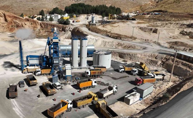 Mardin’de 20 Milyon Liralık Asfalt Plentinde 4 Ayda 22 Milyon Liralık Asfalt Üretildi