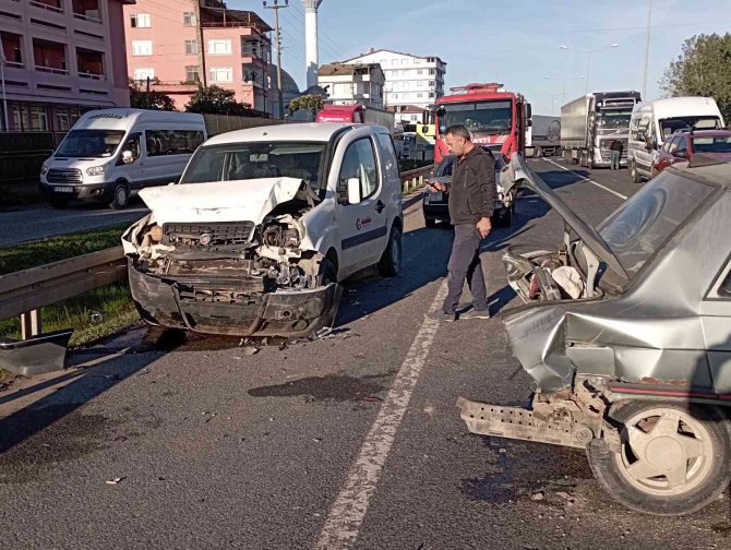 Ordu’da Zincirleme Trafik Kazası: 1 Yaralı