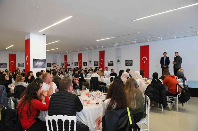 Osmangazi Belediyesi Yabancı Öğrencileri Ağırladı