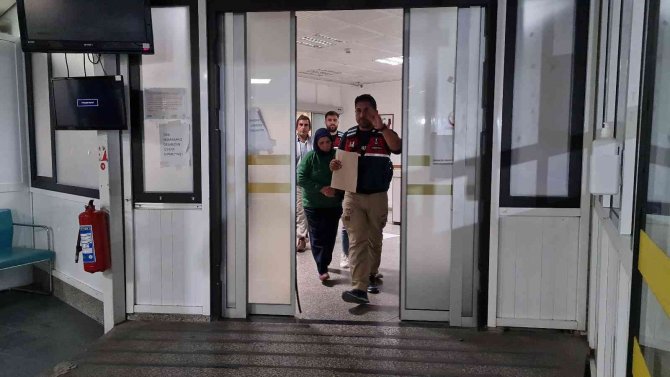 Yatağında Ölü Bulunan Gamze’nin Anne Ve Babasıyla Birlikte Toplam 9 Kişi Gözaltına Alındı