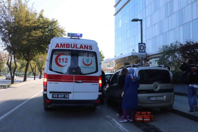 Giysi Kolisi Keserken Bileğini Kesen İşçi Hastanelik Oldu