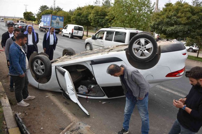 Siverek’te Otomobiller Çarpıştı: 1 Yaralı