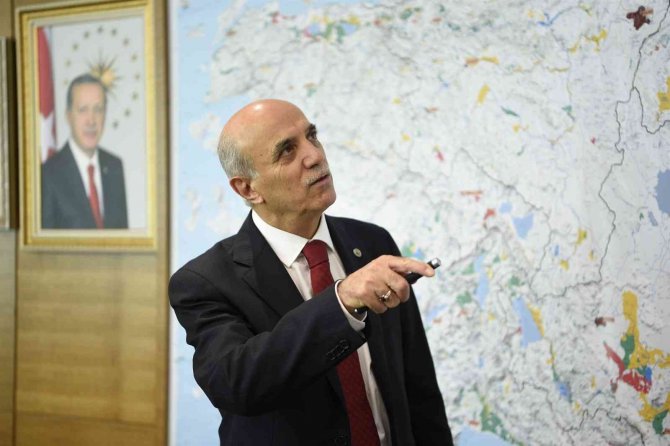 Melet Irmağı’nda Islah Çalışmaları Devam Ediyor