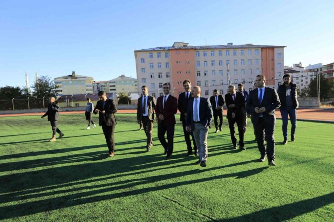 Vali Varol, Ağrı’da Yeni Semt Sahalarının Yapılması İçin Harekete Geçti