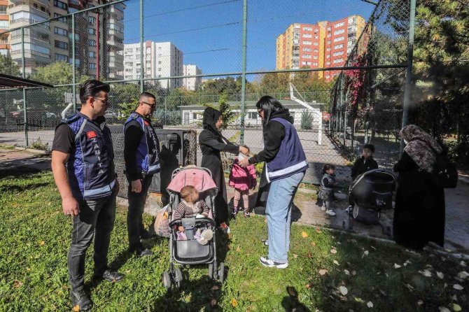 Yenimahalle’de Zabıta Dilencilere Göz Açtırmadı