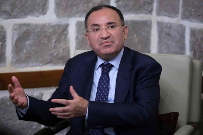 Adalet Bakanı Bozdağ: "Türk Tabipleri Birliği İle İlgili Yeni Bir Hazırlık Yapıyoruz"