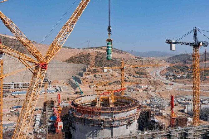 Akkuyu Ngs’de 1’nci Ünitenin Basınç Kompansatörü Kurulumu Tamamlandı