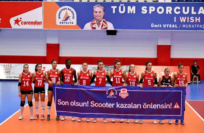 Muratpaşa’nın Sultanlarından Anlamlı Pankart