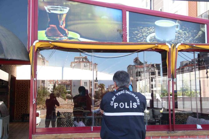 Antalya’da İki İş Yeri Kurşunlandı
