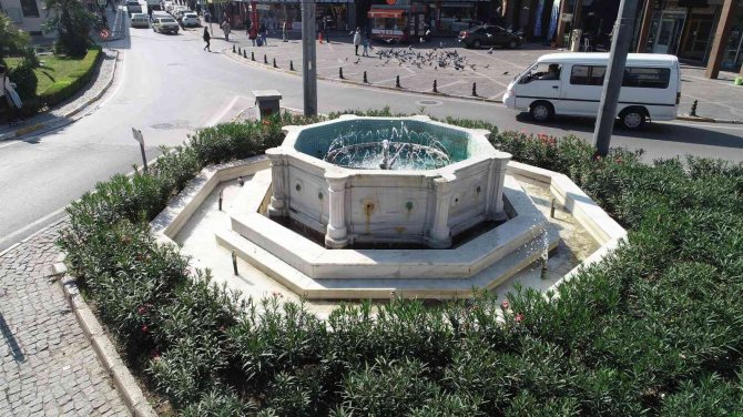 Tarihi Şadırvan 19. Yüzyıldaki İhtişamına Kavuşuyor