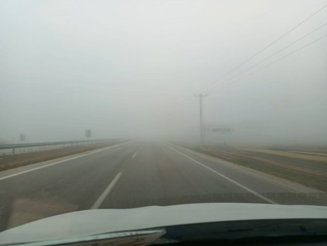 Gönen-bandırma Karayolunda Sis Sürücülere Zor Anlar Yaşattı