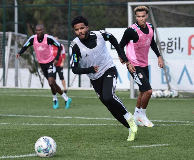 Beşiktaş, Serdar Topraktepe Yönetiminde Çalıştı