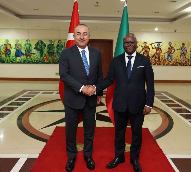 Bakan Çavuşoğlu: “Fetö Terör Örgütünün Ne Kadar Tehlikeli Bir Örgüt Olduğunu Anlattım”