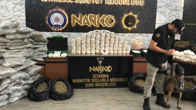 İ̇stanbul’da Uyuşturucu Operasyonları: 1 Ayda 400 Kilo Uyuşturucu Ele Geçti