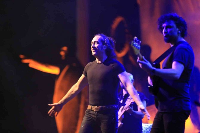 İ̇skenderun’da Cumhuriyet Konseri