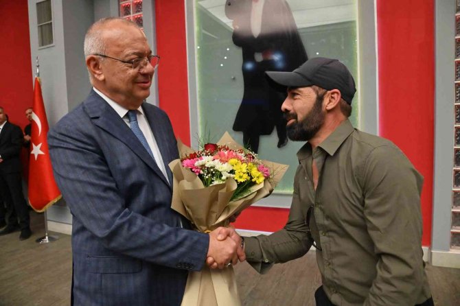 Salihli’nin 53 Yıllık Çöp Sorununu Çözen Başkan Ergün’e Teşekkür