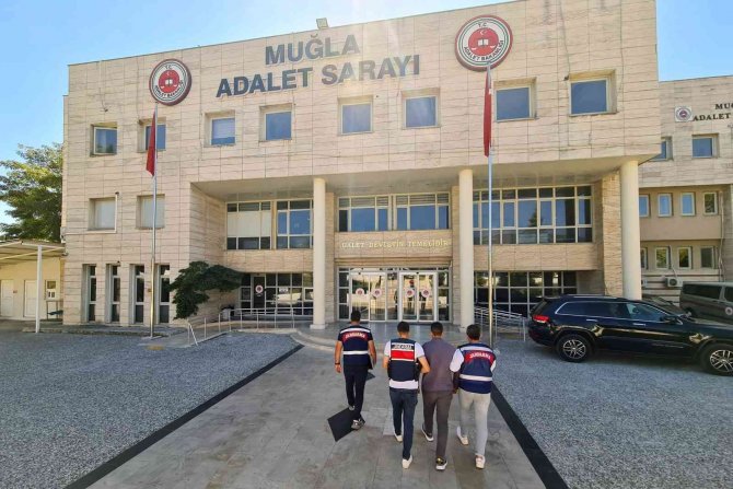 Muğla’da ‘Huzur Ve Güven’ Uygulamasında 15 Tutuklama