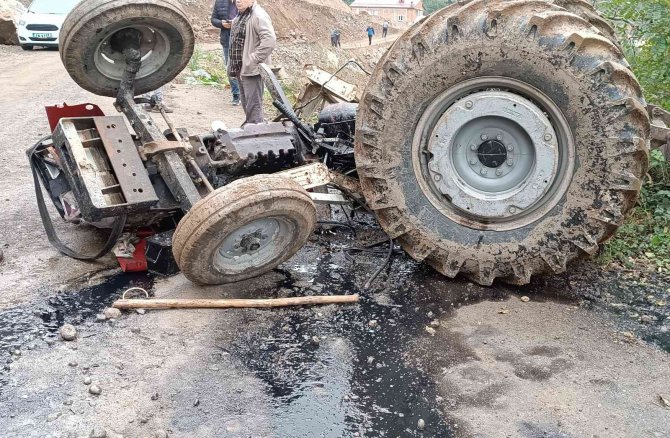 Ordu’da Traktör Uçurumdan Yuvarlandı: 1 Yaralı