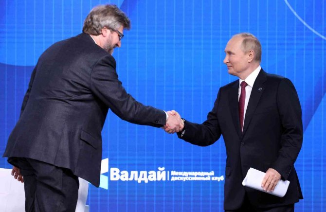 Rusya Devlet Başkanı Putin: "Cumhurbaşkanı Erdoğan, Türk Halkının Ve Ekonomisinin Çıkarlarını Esas Alan Güçlü Bir Lider"