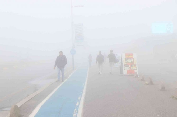 Sakarya’da Sis Etkili Oluyor