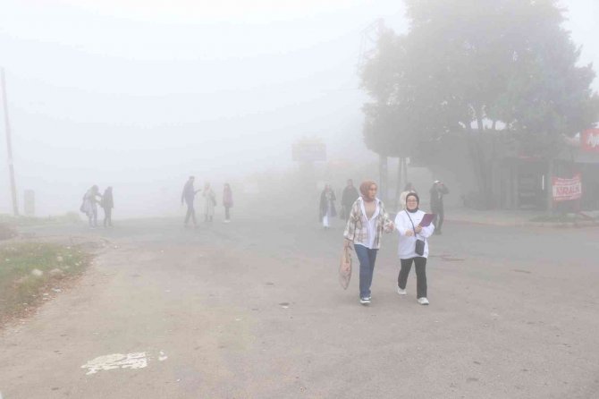 Sakarya’da Sis Etkili Oluyor