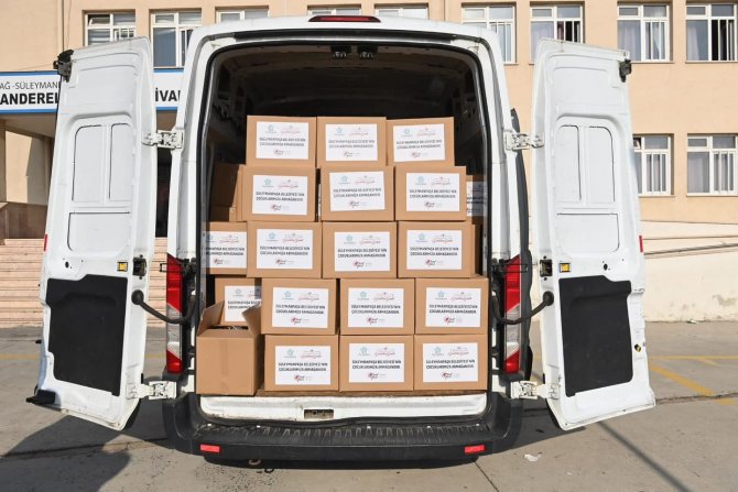 İ̇lkokul Öğrencilerine Kırtasiye Desteği