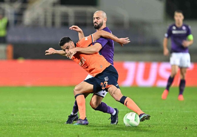 Uefa Avrupa Konferans Ligi: Fiorentina: 2 - Başakşehir: 1 (Maç Sonucu)