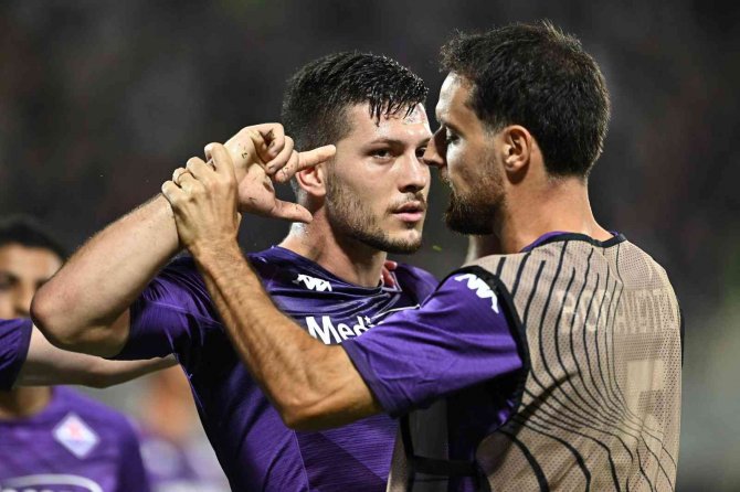 Uefa Avrupa Konferans Ligi: Fiorentina: 2 - Başakşehir: 1 (Maç Sonucu)