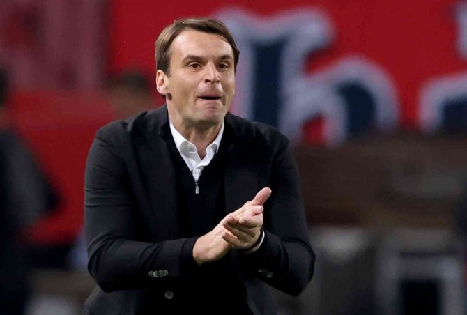 Uefa Avrupa Ligi: Kızılyıldız: 1 - Trabzonspor: 1 (İ̇lk Yarı)