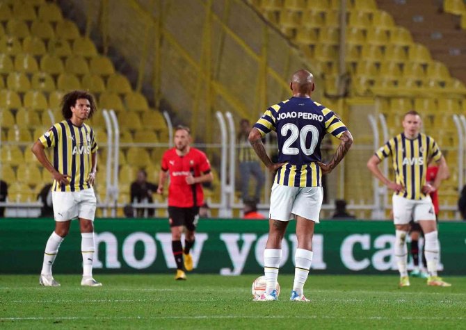 Uefa Avrupa Ligi: Fenerbahçe: 1 - Rennes: 3 (İ̇lk Yarı)