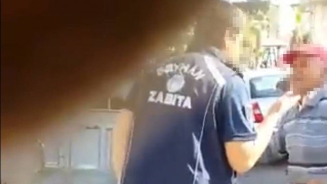 Zabıtadan Seyyar Satıcıya Tokat