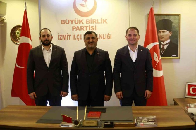 İ̇smail Parlak Resmen Bbp’ye Geçti