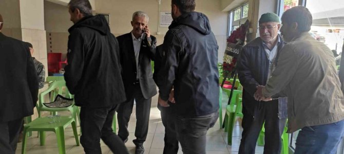 Cumhurbaşkanı Erdoğan Sason’daki Şehit Babası İle Telefonla Görüşerek Başsağlığında Bulundu