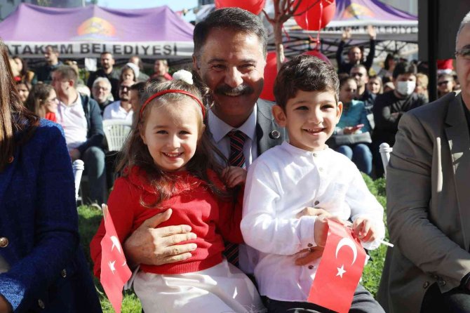 Miniklerin Cumhuriyet Coşkusu