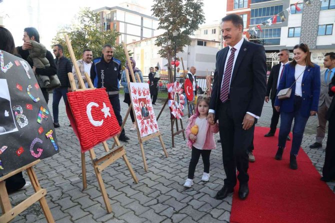Miniklerin Cumhuriyet Coşkusu