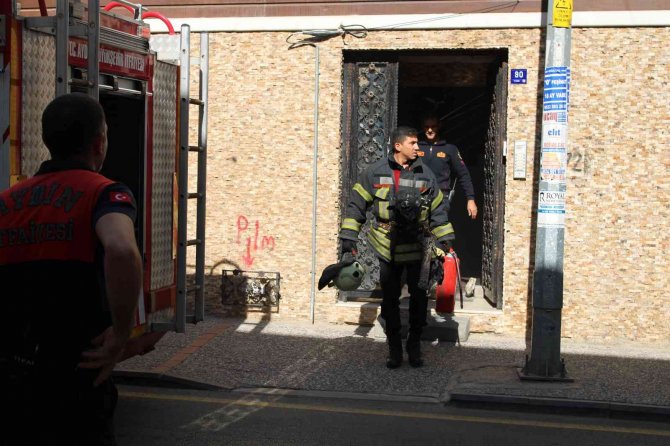 Aspiratörden Çıkan Yangın İtfaiye Ekiplerini Harekete Geçirdi