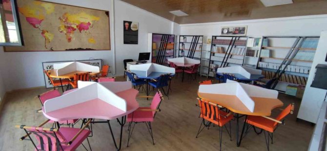 Güroymak’ta ‘Köy Yaşam Merkezi’ Açıldı