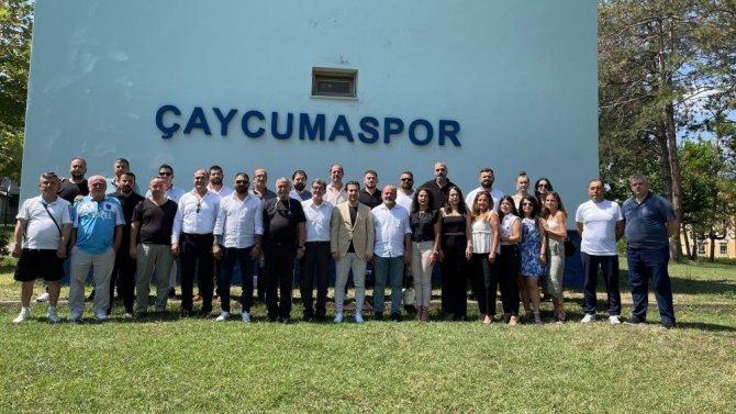 Çaycumaspor Başkanı Enes Eser’den Zehir Zemberek Sözler
