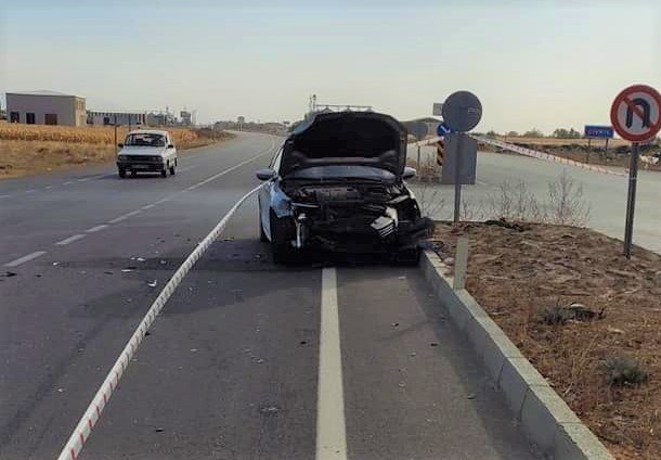 Kavşakta Otomobille Çarpışan Araç Takla Attı: 2 Yaralı