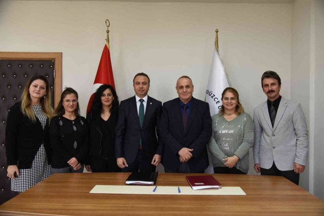 Eğitimi Geliştirme Ve İş Birliği Yapacaklar